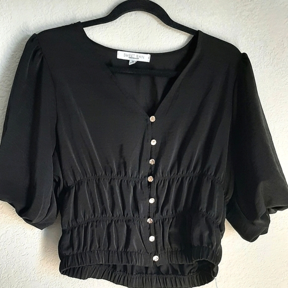 Sweet Rain Tops - Sweet Rain Black.Puffed top.